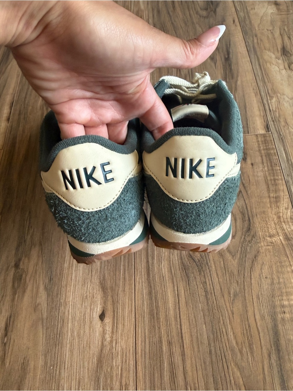 Vintage Nik Cortez Green - Picture 4 of 6